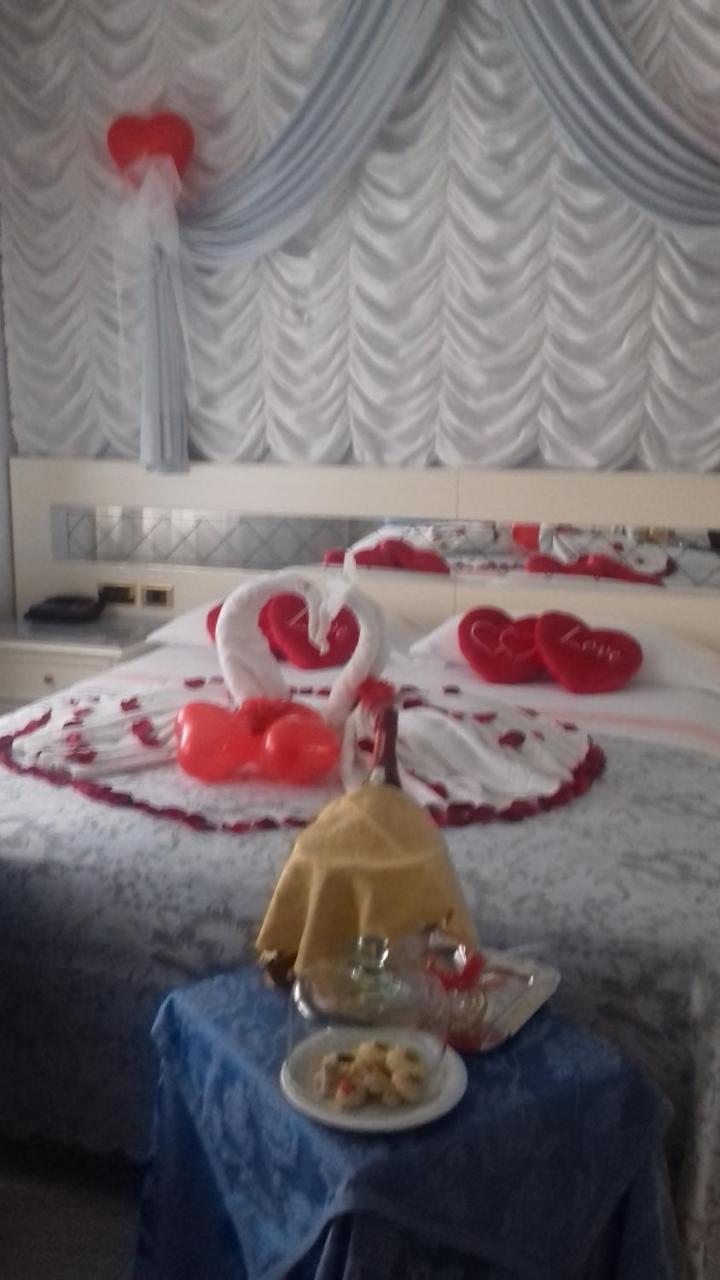 מרינה די מסה Hotel Matilde מראה חיצוני תמונה